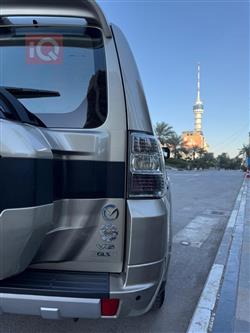 ميتسوبيشي باجيرو